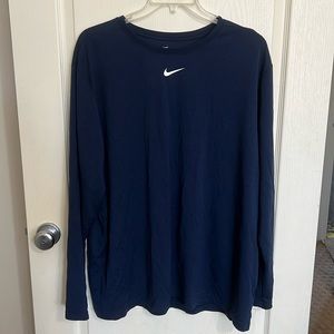 Men’s Nike navy long sleeve 3XL